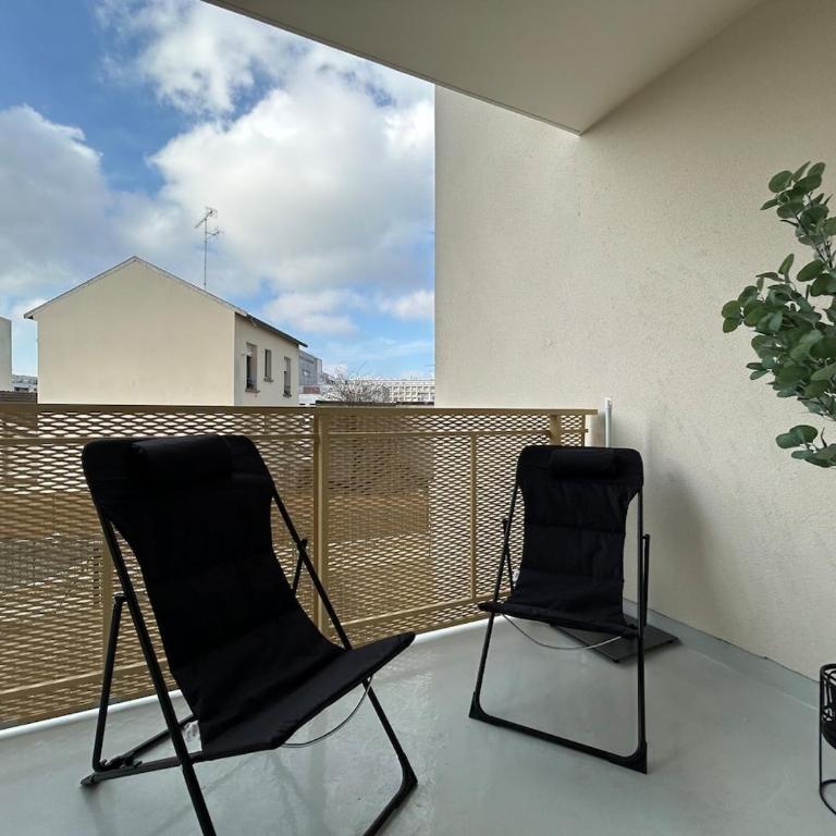 Bleuets studio cosy neuf terrasse proche centre - Appartement 1 Chambre - 22