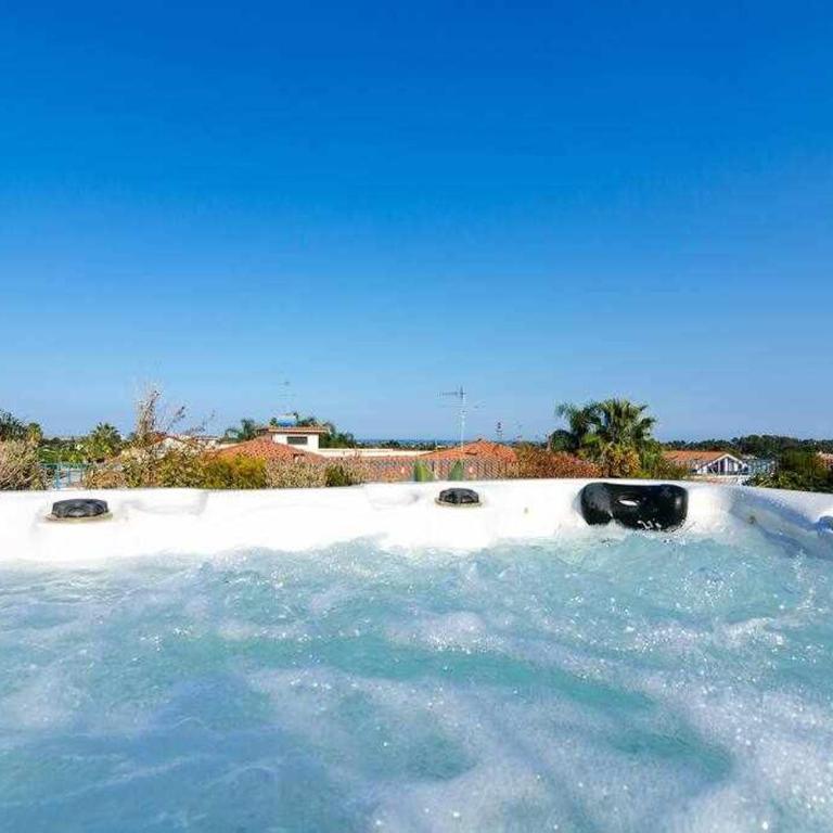 Mediterranean Charm villa con piscina al mare - Villa con Piscina Privata - 5