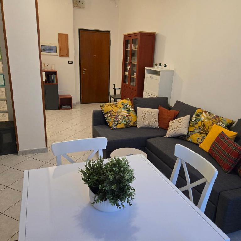 Laura's Home - Appartamento con 2 Camere da Letto - 3