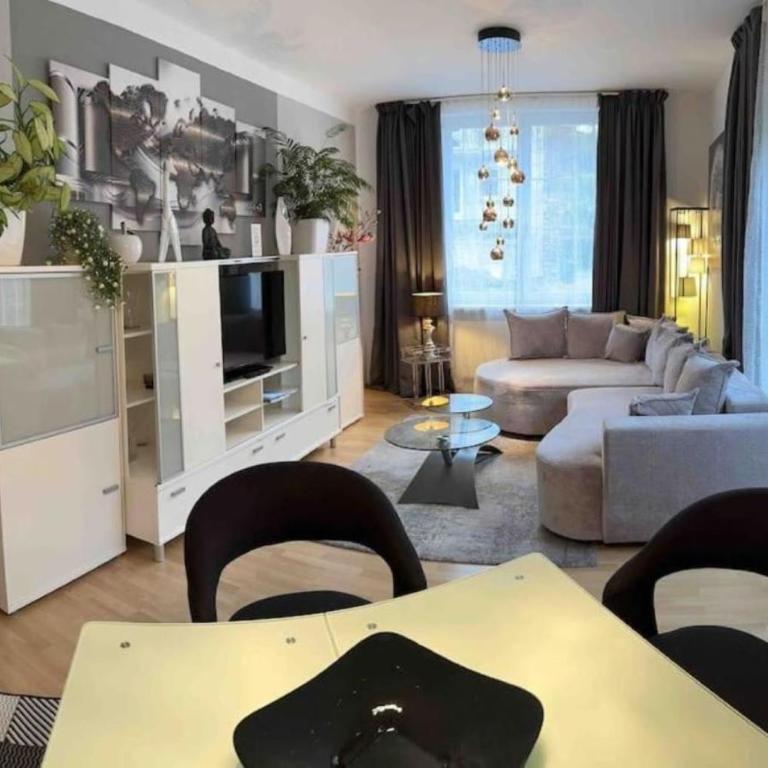 Haus Schmidhuber Ferienwohnung 1 mit 2 Schlafzimmern und Terrasse - Apartment mit 2 Schlafzimmern und Terrasse - 2
