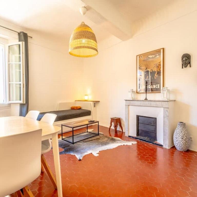 L'Ormeau l Historic St-Tropez l Shellter Rentals - Apartment - 8