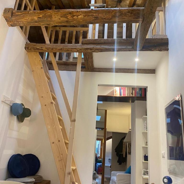 Ca'Filo' Venetian refuge in the Venetian district - Two-Bedroom Standard Apartment - 1