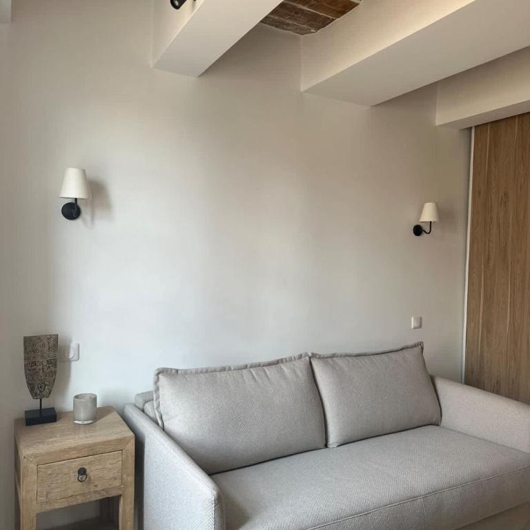 Le Paon l Old Town & AC l Shellter Rentals - Apartamento - 14