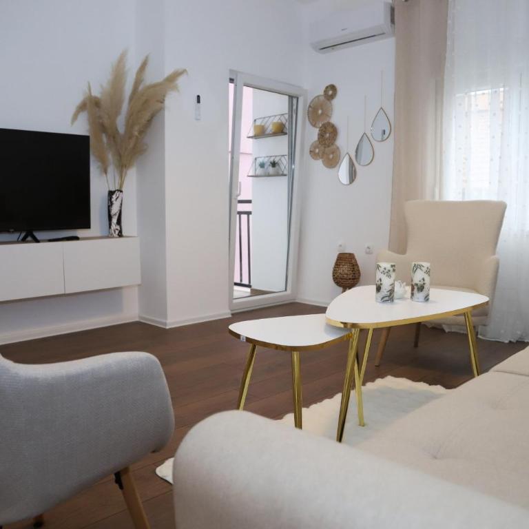 Mostar Comfort Suites with Free Parking - One-Bedroom Apartment with Balcony - 10