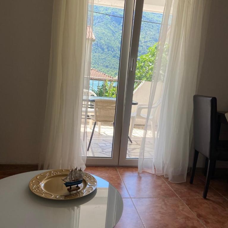Apartments Ivanišević - One-Bedroom Apartment (3 Adults) - 14