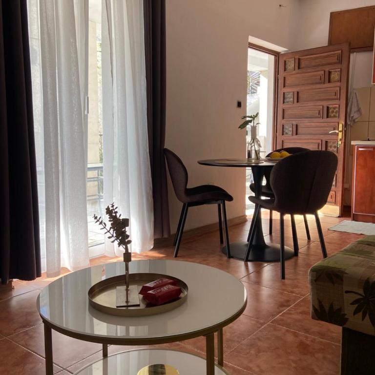 Apartments Ivanišević - One-Bedroom Apartment (3 Adults) - 10