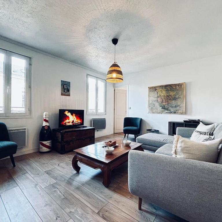 Une bulle en champagne T3 hyper centre avec balcon - Appartement 2 Chambres - 27