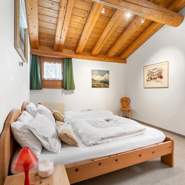 Luxury Chalet St Moritz with View - 4 Bedrooms - Apartment mit 4 Schlafzimmern und einem Balkon - 8