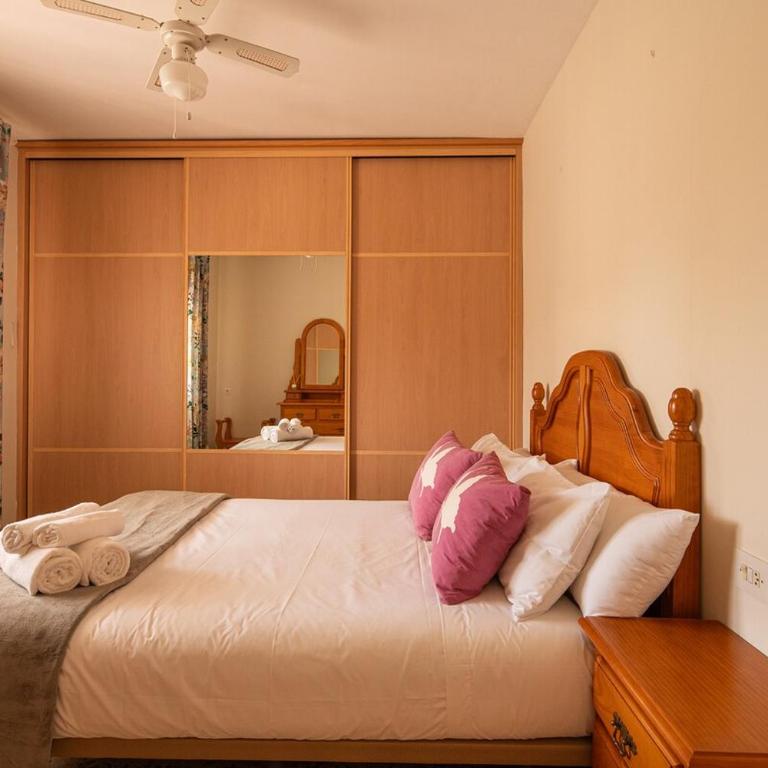 Cortijo Candela - Three-Bedroom House - 34