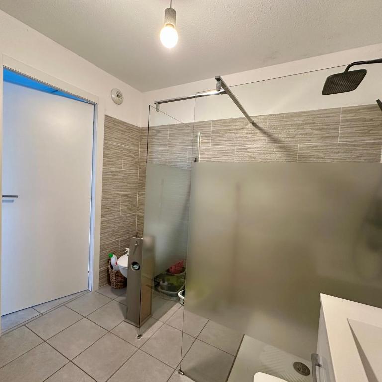 Appartement Cardellina - rez-de-jardin , parking privé - 6 couchages, centre Calvi & plage à pied - Two-Bedroom Apartment - 6