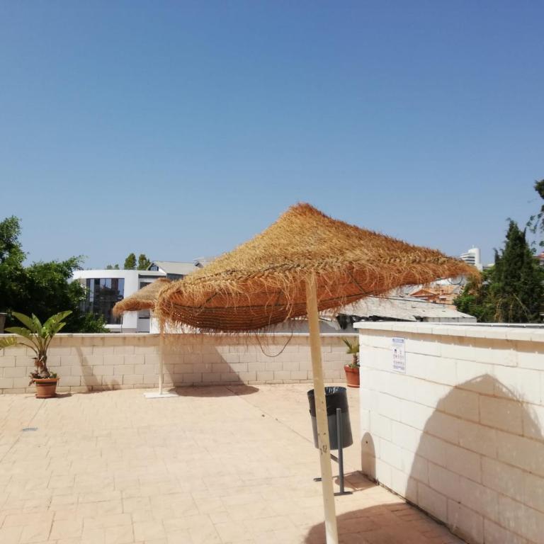 Marysol 32 By IVI Real Estate - Three-Bedroom Apartment - 24