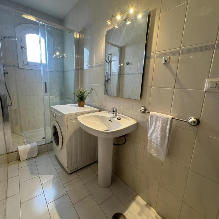 Nerja Paradise Rentals - Villa Alaymar - Villa - 39