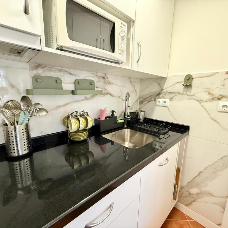 APARTAMENTO EN EL CENTRO CERCA DE La PLAYA - Apartamento de 1 dormitorio - 6