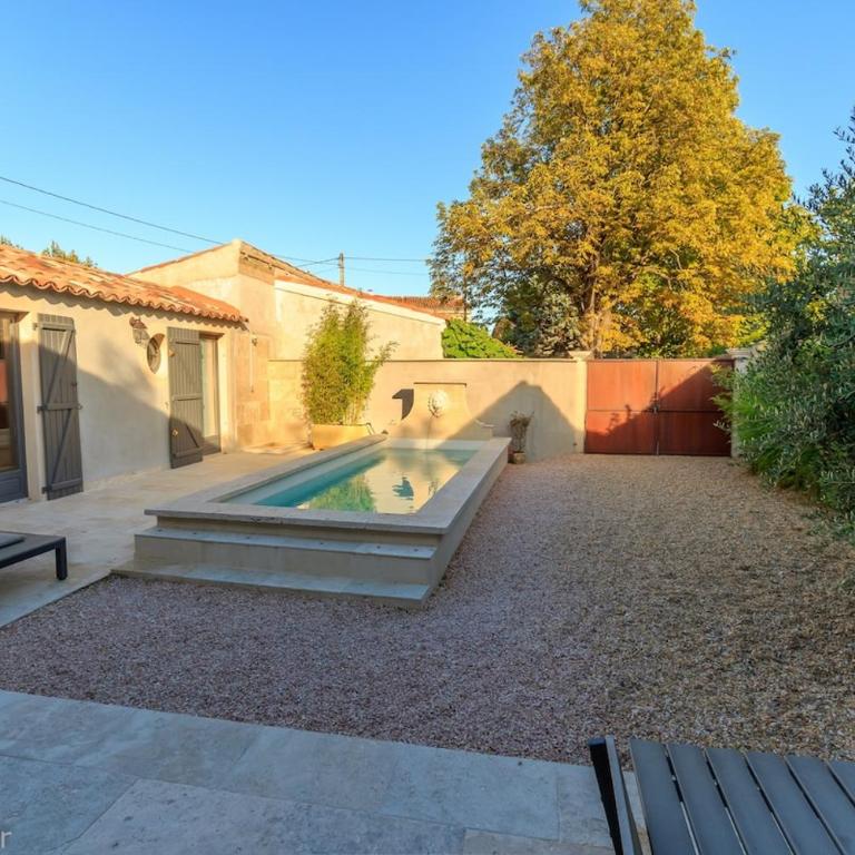 Mas provençal au coeur de L'Isle-sur-la-Sorgue - Villa - 11