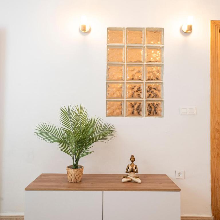 Encanto Nazarí, By DaiMar - Three-Bedroom Apartment - 34