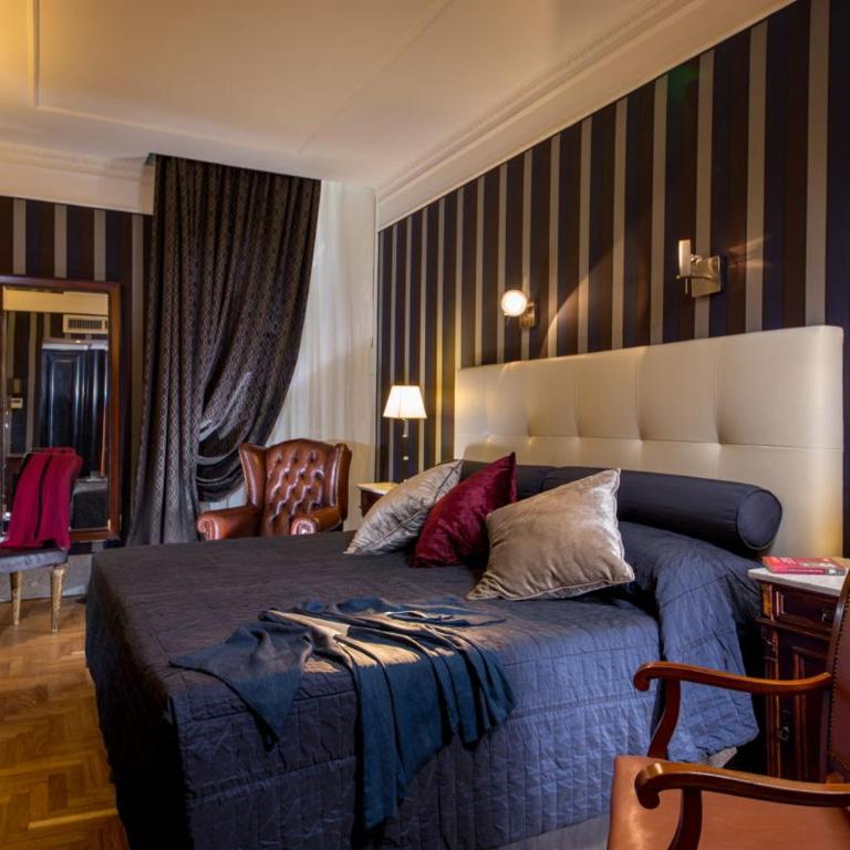 The Inn at the Spanish Steps Prestige Collection - MDR Penthouse - Deluxe Room - 1