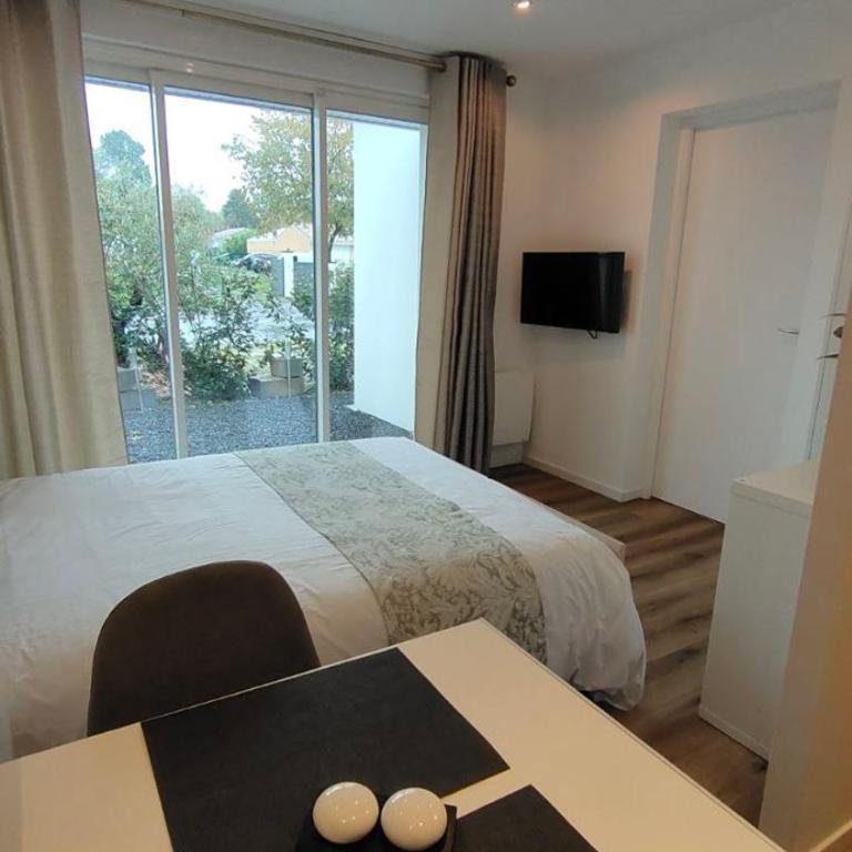 La villa baie du lac les pins - One-Bedroom Apartment - 6