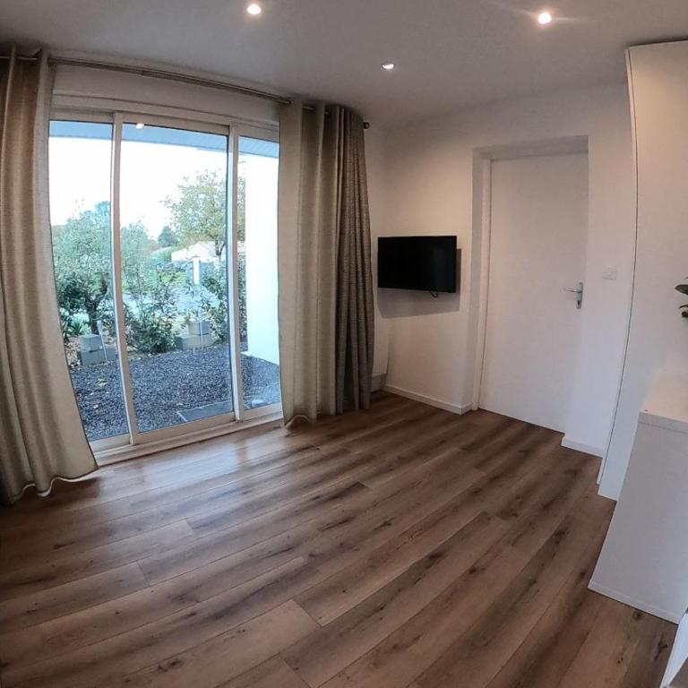 La villa baie du lac les pins - One-Bedroom Apartment - 8