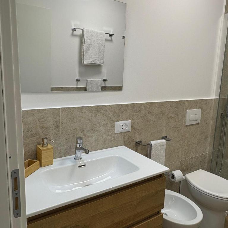 Residenza Stabile 64 - Appartamento con 2 Camere da Letto - 18