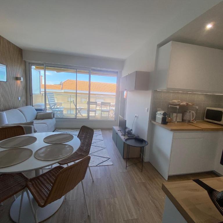 Studio Cabine Bord de Mer avec WiFi et Parking - FR-1-374-234 - Studio - 6