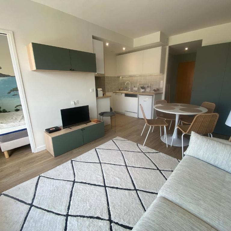 Studio Cabine Bord de Mer avec WiFi et Parking - FR-1-374-234 - Studio - 8
