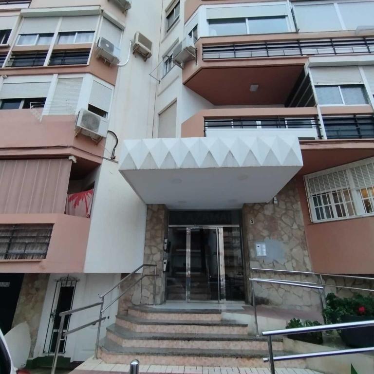Plazamar Centro Apto 1 Dorm 3 Huésped Playa Wi-Fi - Apartamento de 1 dormitorio - 21