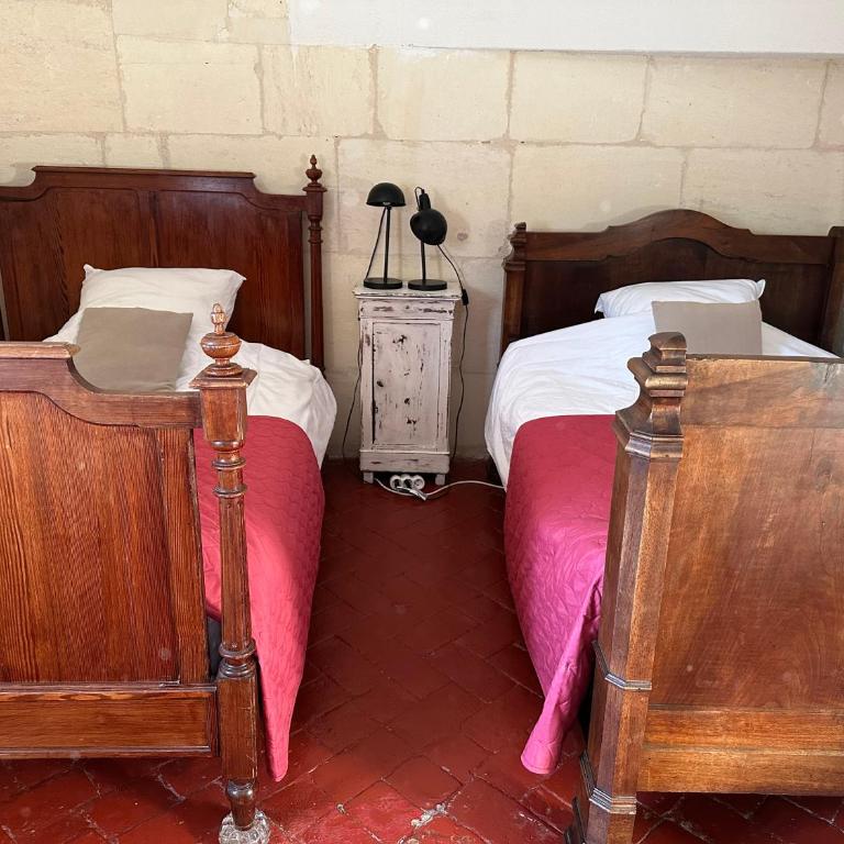 La Maison des Hautures - Ancien Couvent avec Extérieur Proche Arénes- Idéal Familles ou groupe - Casa con 3 Camere da Letto - 7