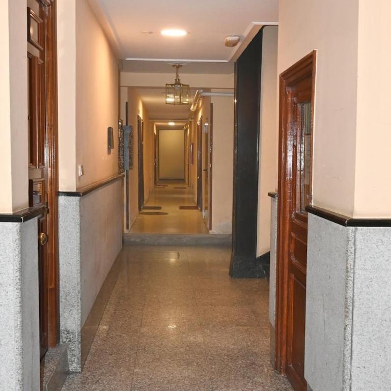 Modern, temporary, and practical apartment in Chamberí VAR120 - One-Bedroom Apartment - 9