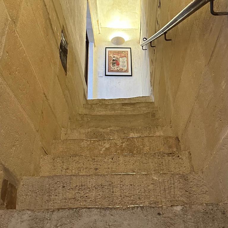 La Maison des Hautures - Ancien Couvent avec Extérieur Proche Arénes- Idéal Familles ou groupe - Casa con 1 Camera da Letto - 19