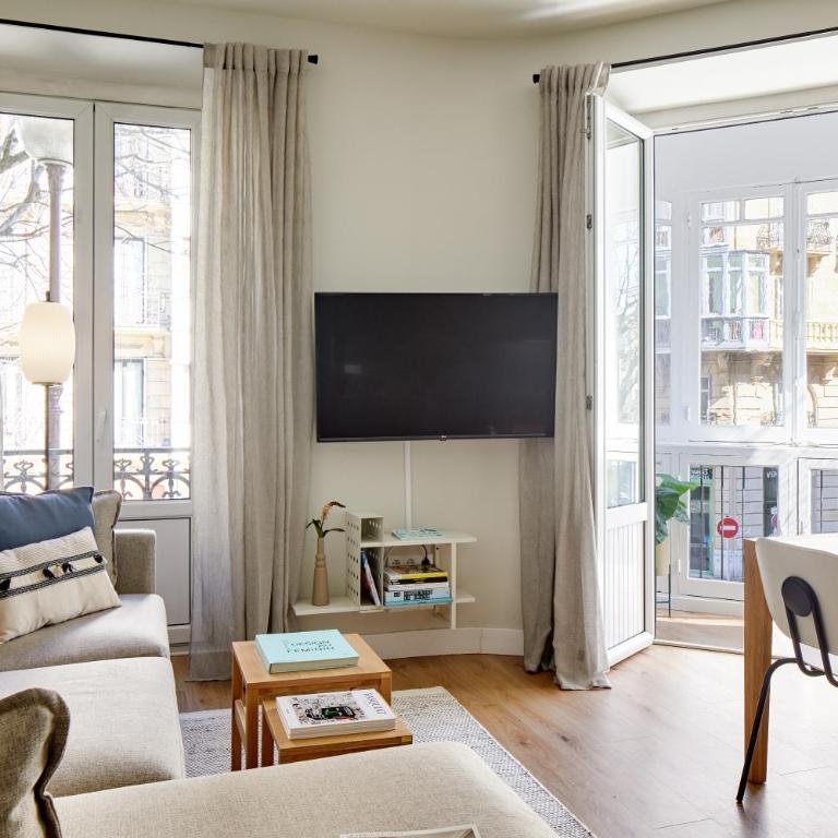 Urbieta Suite by FeelFree Rentals - Apartamento de 3 dormitorios - 2