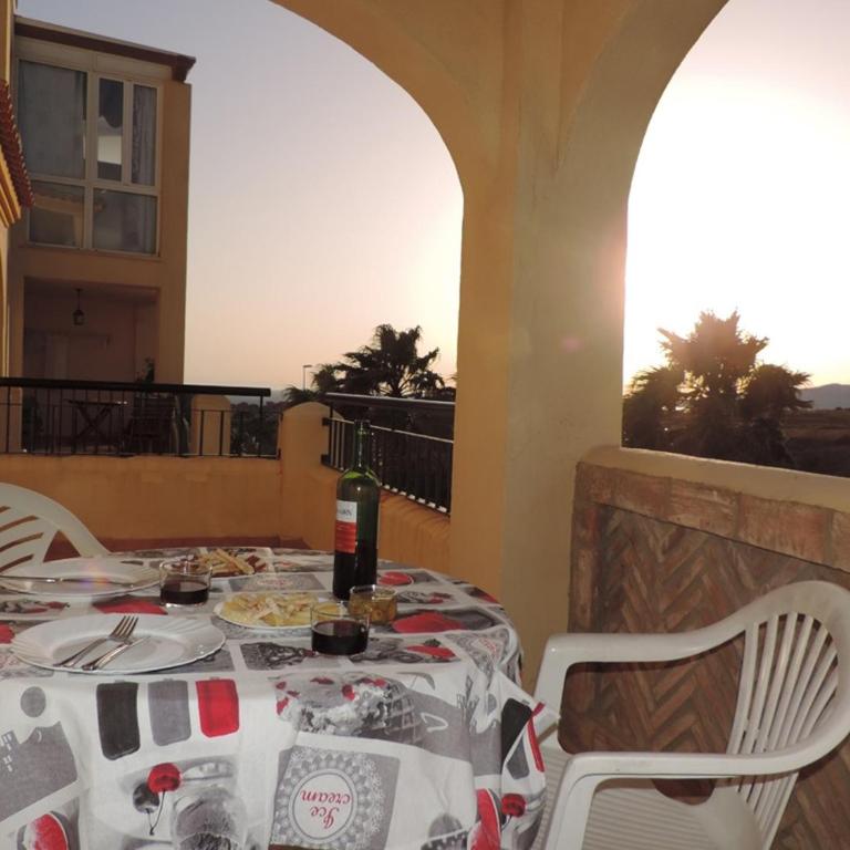 Apartamento con Piscina - Apartamento con terraza - 10