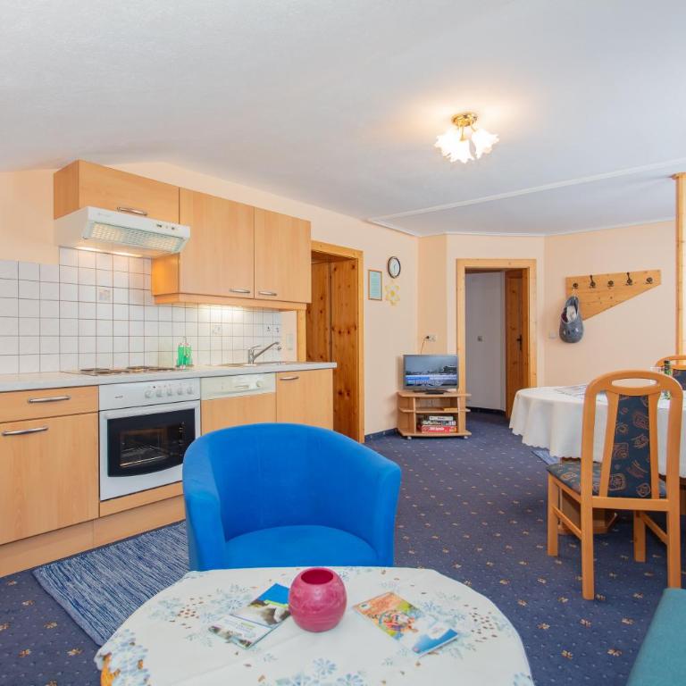 Haus Traudi - Apartment mit 2 Schlafzimmern und Bergblick - 10