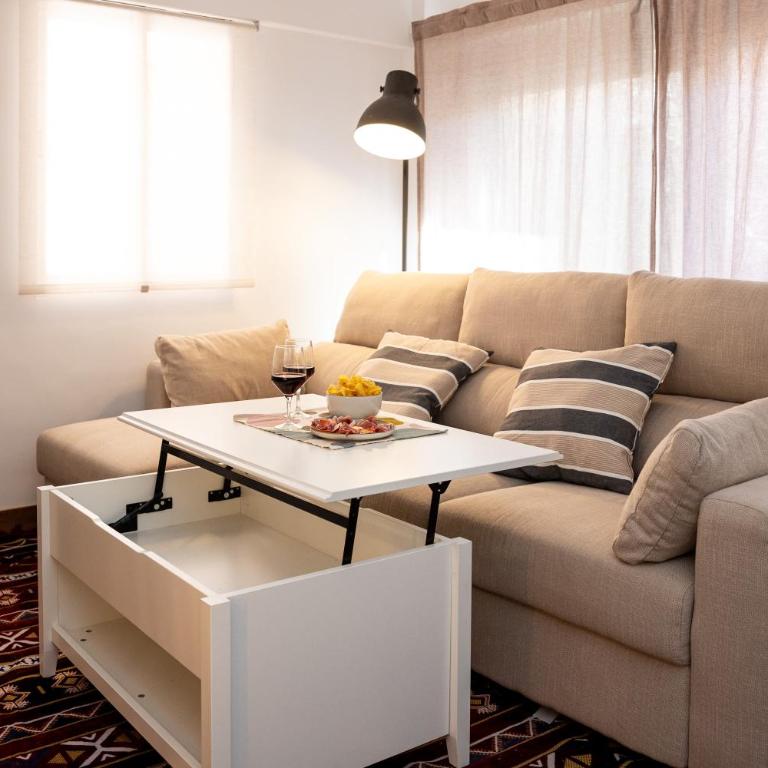 La Mi Casina - Two-Bedroom Deluxe Apartment with Balcony - 17