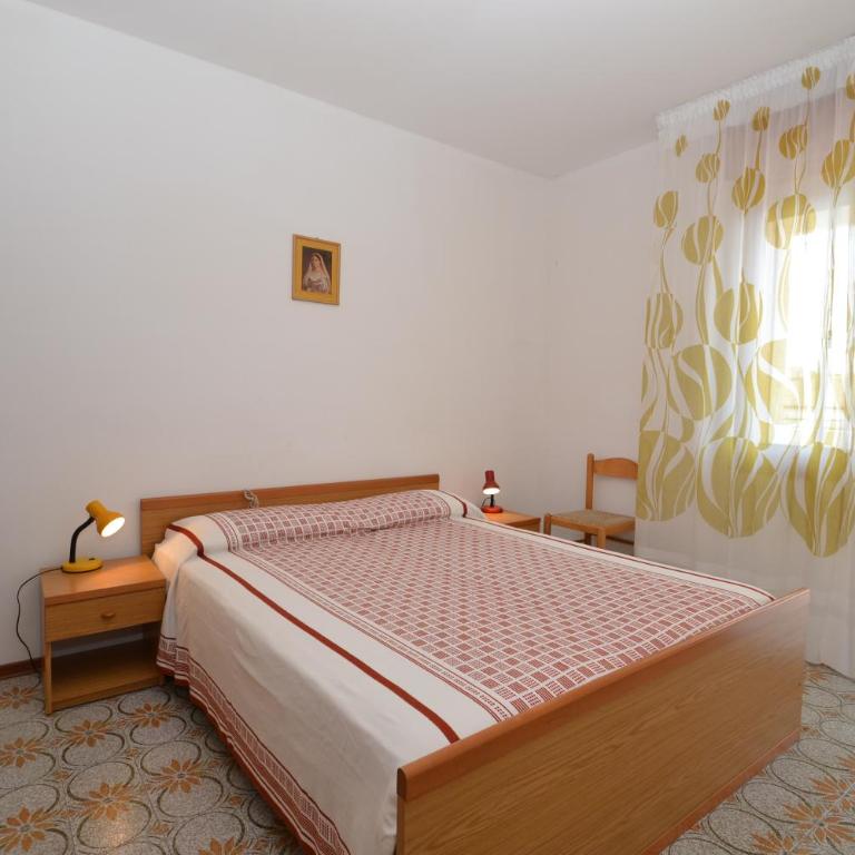 Gavitello - Three-Bedroom Apartment - 10