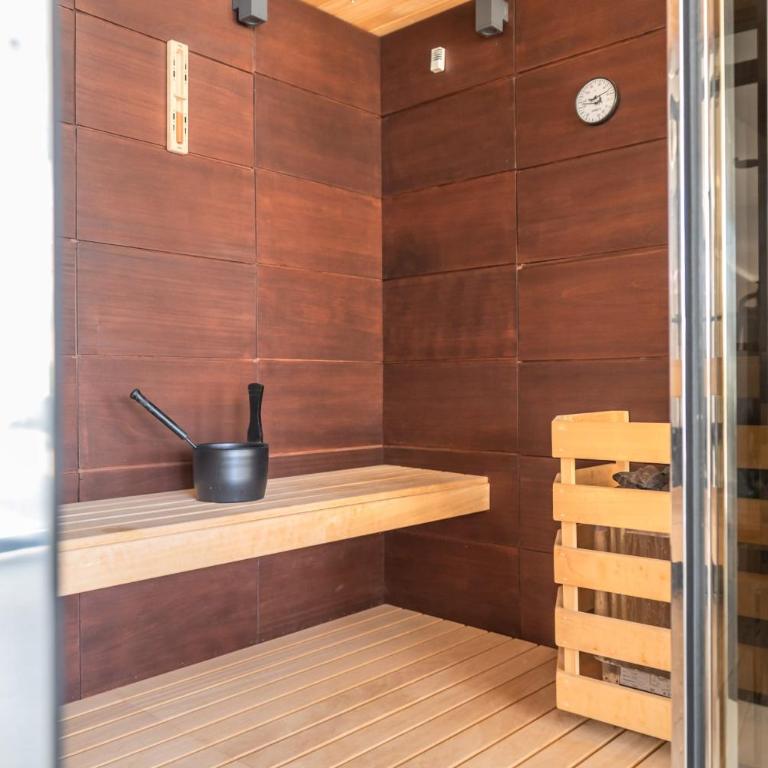 All About Villa Serenity - Villa - 51