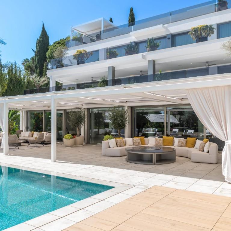 All About Villa Serenity - Villa - 62