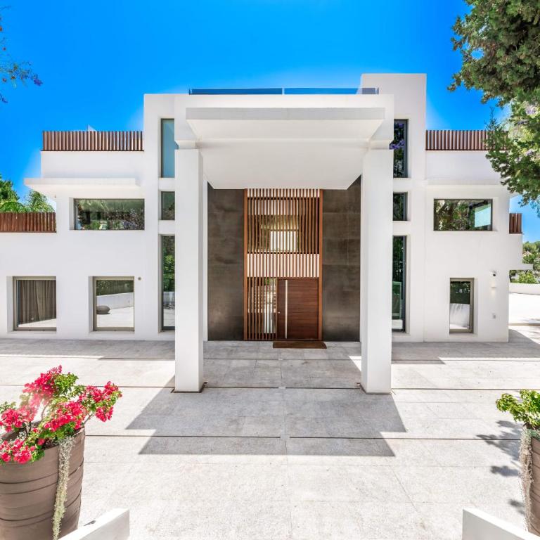 All About Villa Serenity - Villa - 80