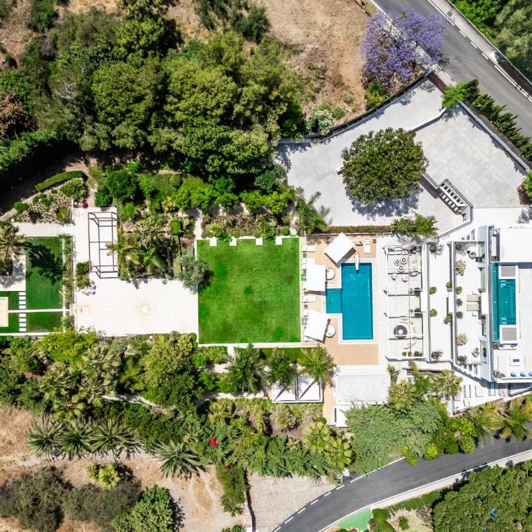 All About Villa Serenity - Villa - 82