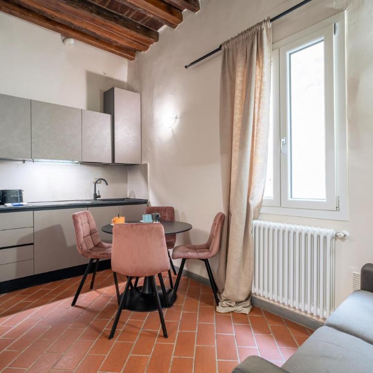 GuestHost - Ponte Vecchio Central Flats - Appartamento - 2