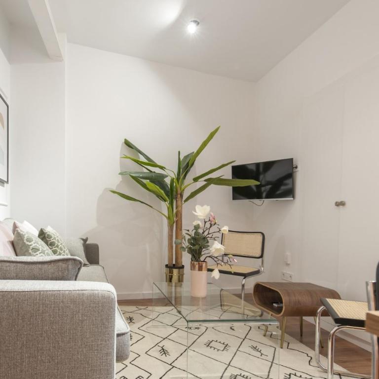 Malasaña centro Madrid - Two-Bedroom Apartment - 11