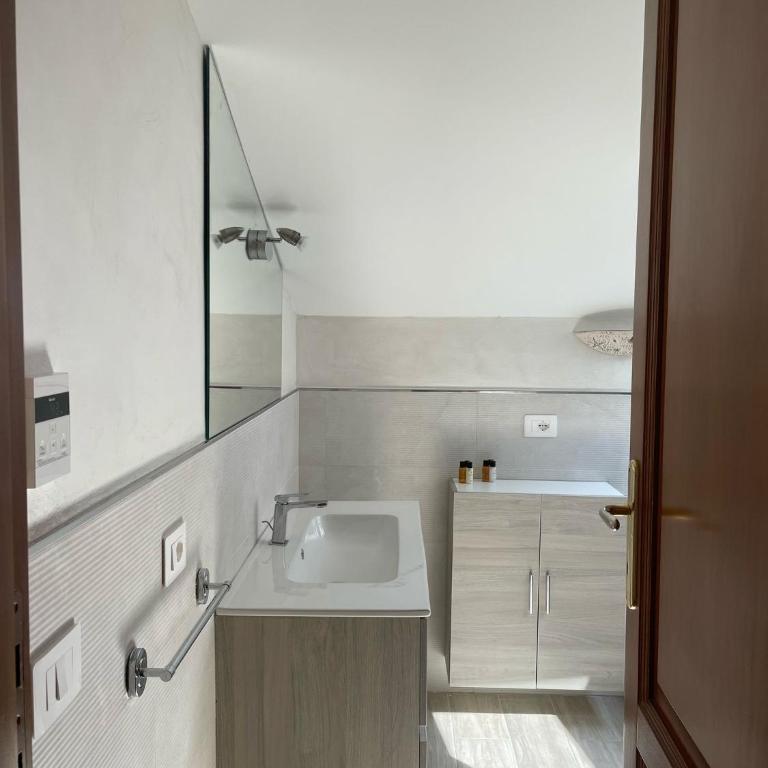 Kennedy Family Apts - Two-Bedroom Apartment with Terrace - 19