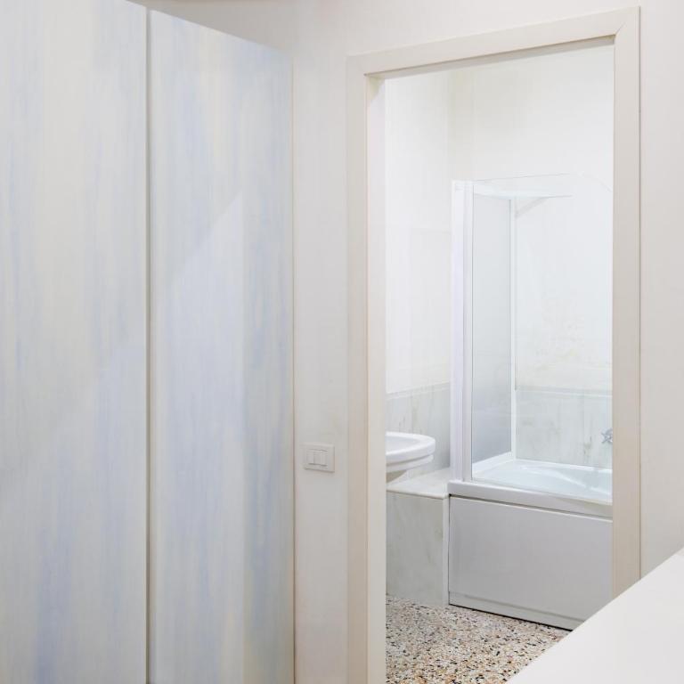 Palazzo Contarini Della Porta Di Ferro - Camera Matrimoniale con Bagno Privato - 1