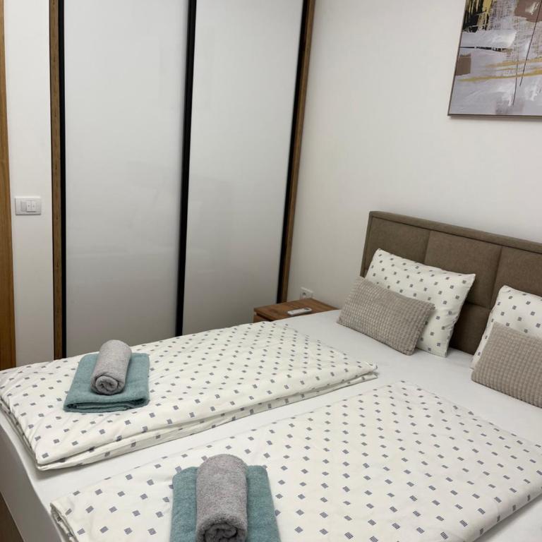 Emel Apartman - Apartman sa 3 Spavaće Sobe - 12