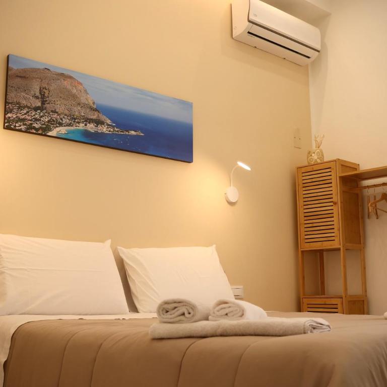 Front Palermo House - Deluxe Double Room with Balcony - 2