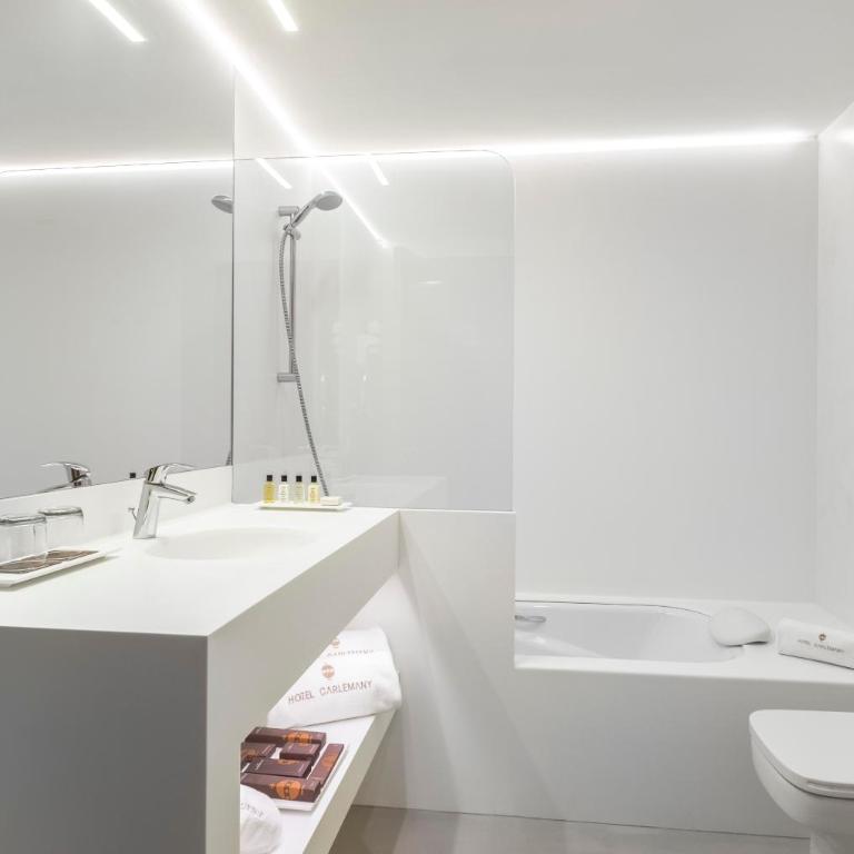 Carlemany Girona - Habitación Doble - 2 camas - 3
