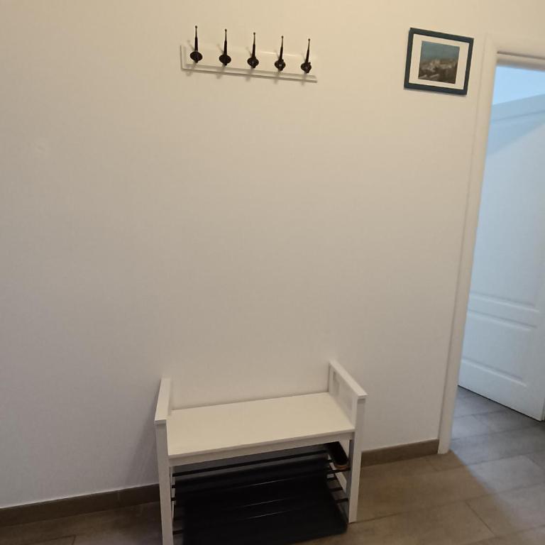 Casa del nonno - Two-Bedroom Apartment - 9