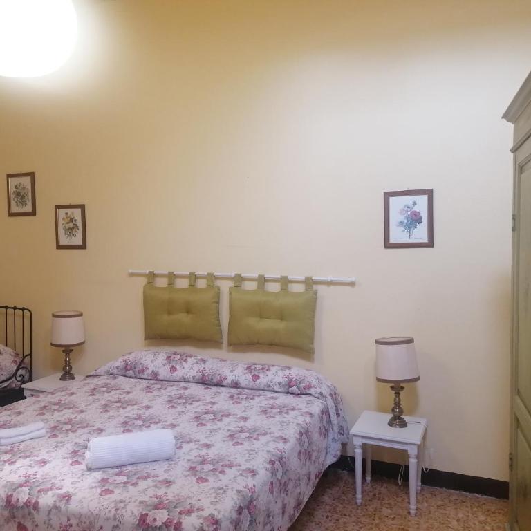 Casa di Osio - Camera Tripla con Bagno in Comune - 8