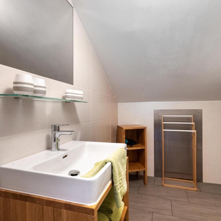 Apartments Frauenschuh - Apartment mit 2 Schlafzimmern - 4