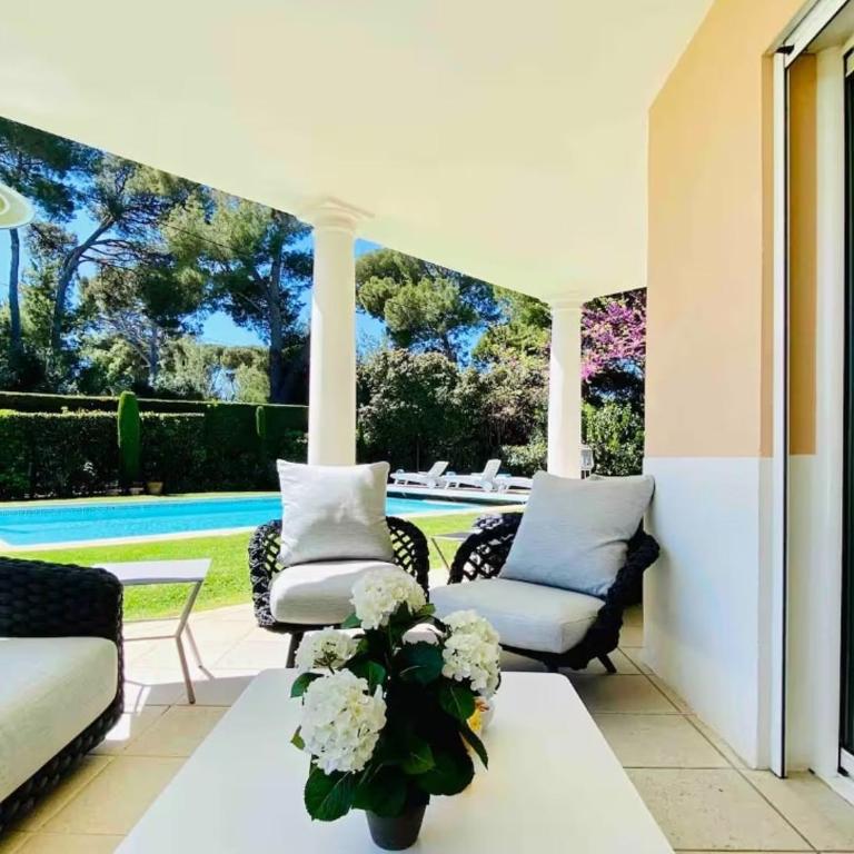 Villa Les Palmiers au Cap d Antibes - Villa 3 Chambres - 9