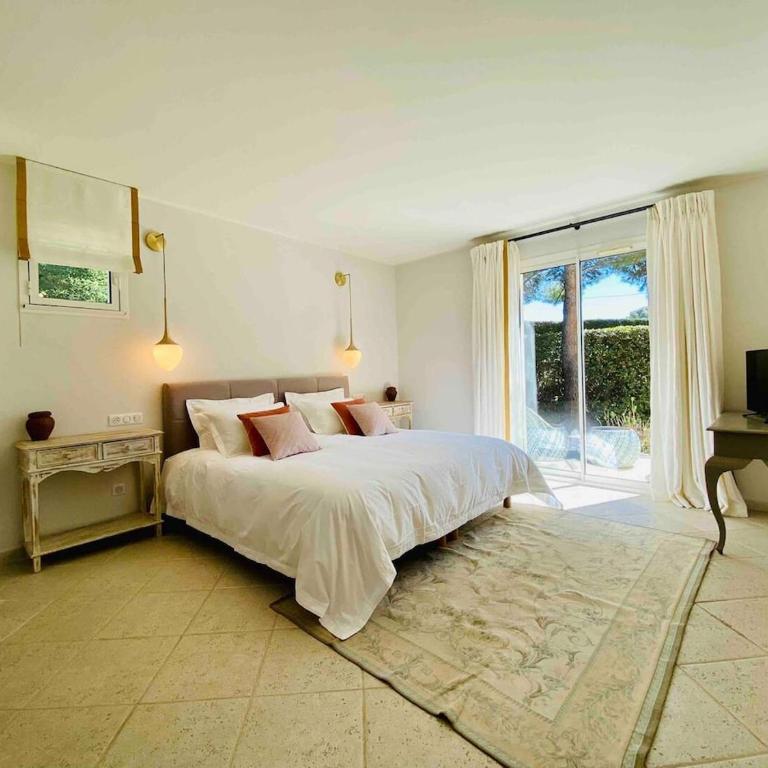 Villa Les Palmiers au Cap d Antibes - Villa 3 Chambres - 2